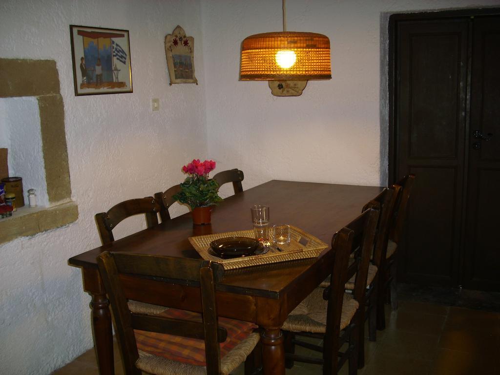 Patriko Country House Vóroi Pokoj fotografie